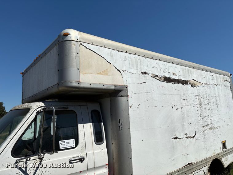 image for item DO1257 1990 Ford E350 box truck