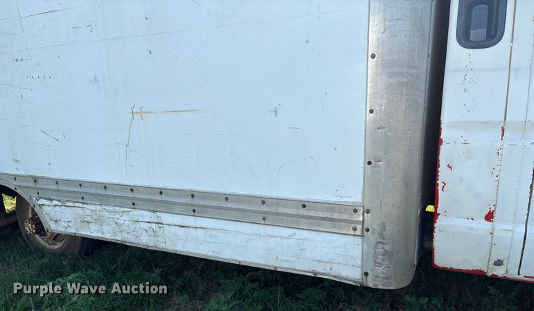 image for item DO1257 1990 Ford E350 box truck