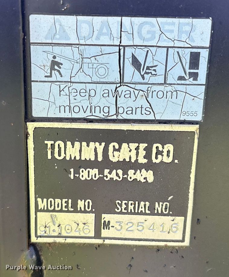 image for item DO1257 1990 Ford E350 box truck