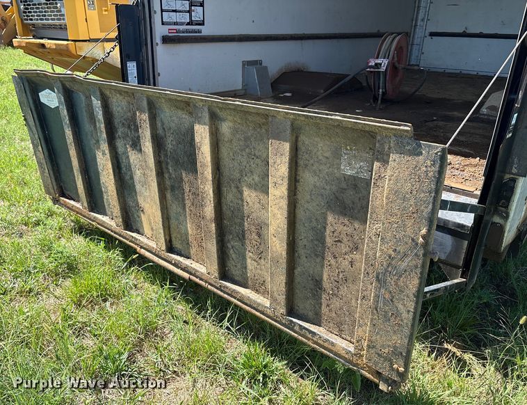 image for item DO1257 1990 Ford E350 box truck