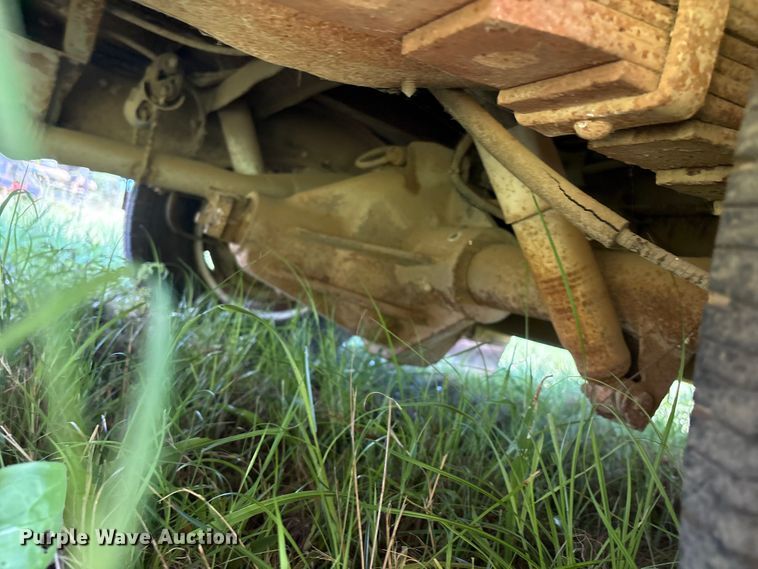 image for item DO1257 1990 Ford E350 box truck