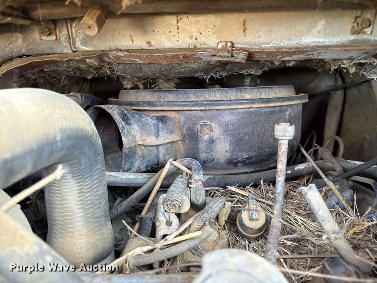 image for item DO1257 1990 Ford E350 box truck