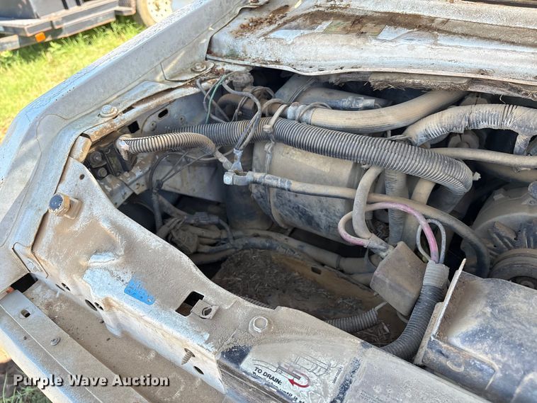 image for item DO1257 1990 Ford E350 box truck