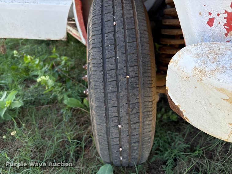 image for item DO1257 1990 Ford E350 box truck