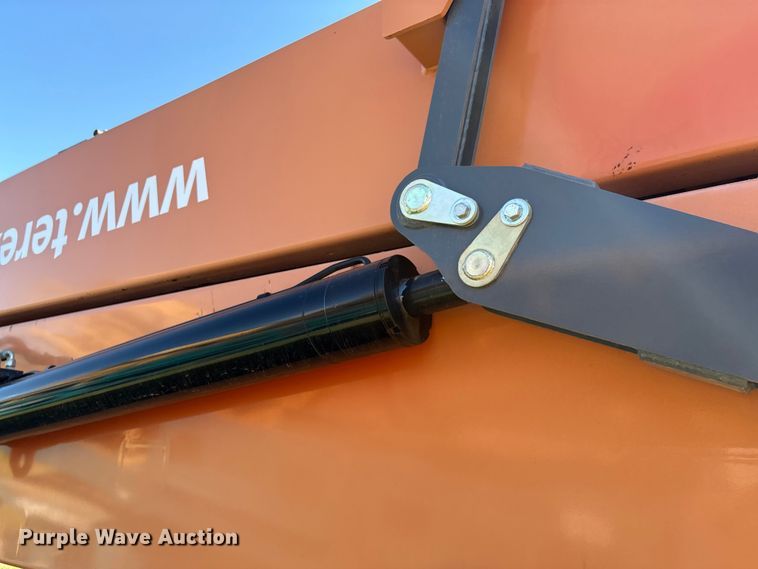 image for item DO1261 2023 Finlay TC-80 conveyor