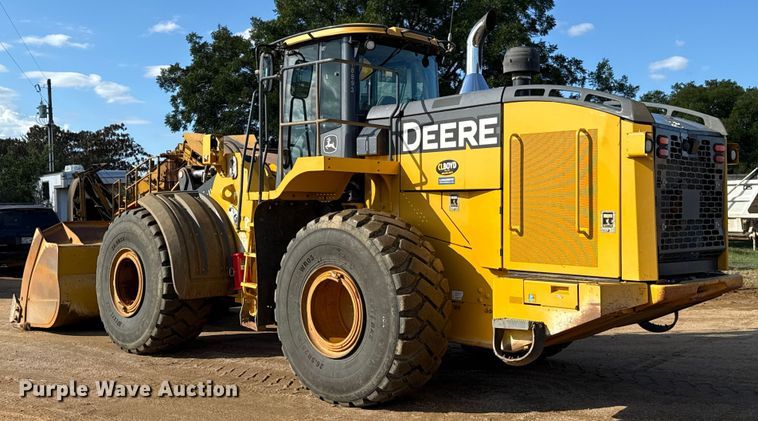 image for item DO1262 2019 John Deere 744K wheel loader