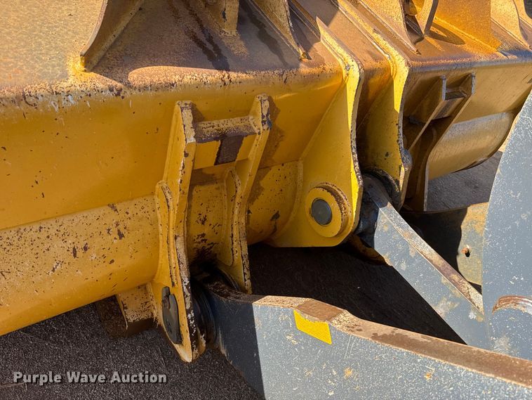 image for item DO1262 2019 John Deere 744K wheel loader