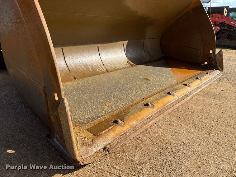 image for item DO1262 2019 John Deere 744K wheel loader