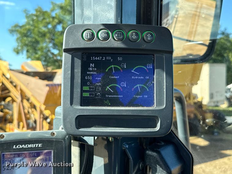 image for item DO1262 2019 John Deere 744K wheel loader