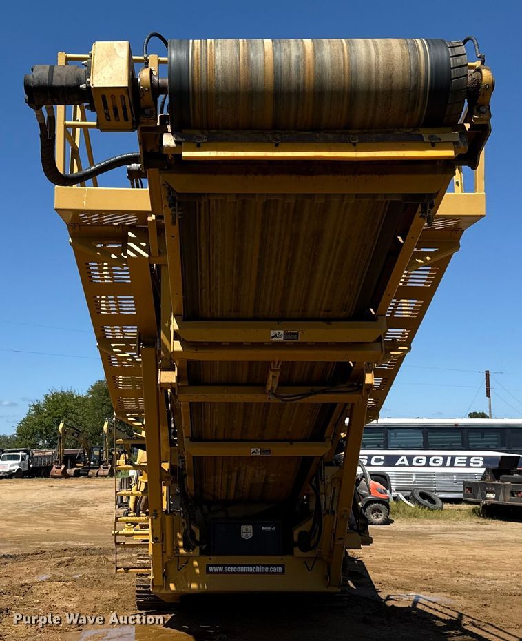 image for item DO1264 Screen Machine Industries Spyder 514TS screening plant