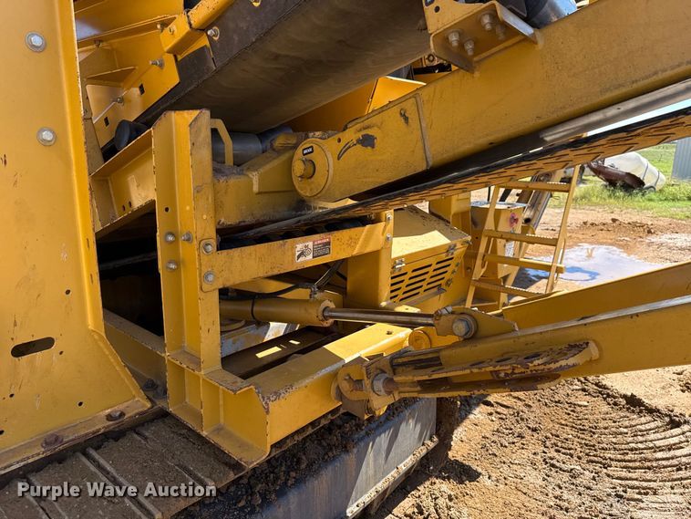 image for item DO1264 Screen Machine Industries Spyder 514TS screening plant