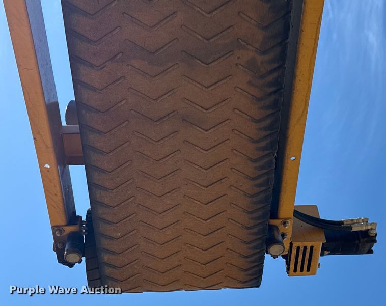 image for item DO1264 Screen Machine Industries Spyder 514TS screening plant