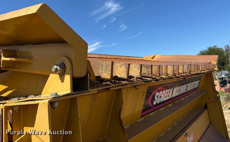 image for item DO1264 Screen Machine Industries Spyder 514TS screening plant