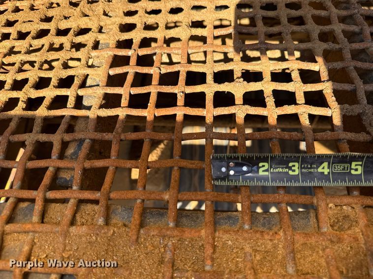 image for item DO1264 Screen Machine Industries Spyder 514TS screening plant