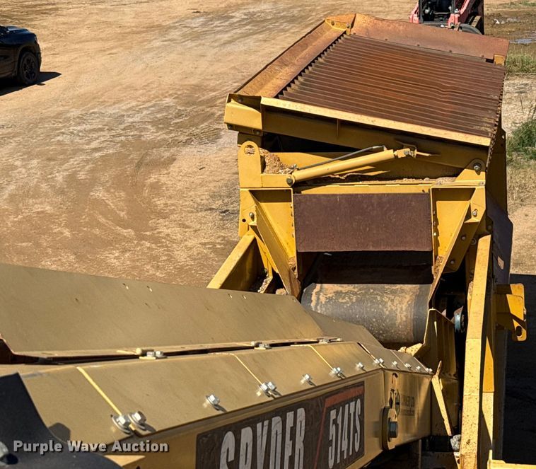 image for item DO1264 Screen Machine Industries Spyder 514TS screening plant