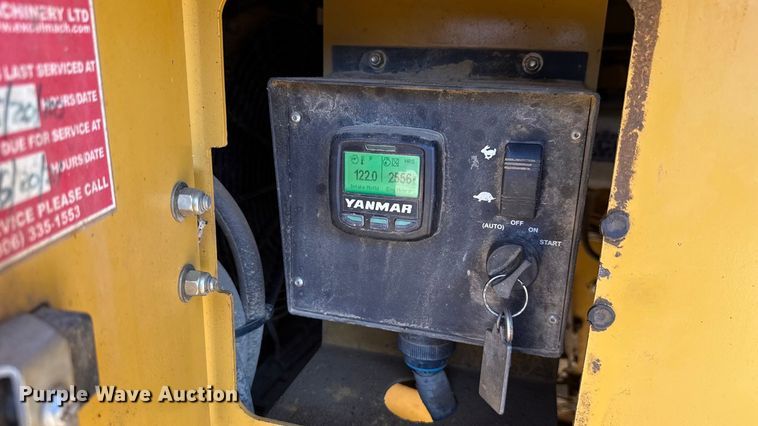 image for item DO1264 Screen Machine Industries Spyder 514TS screening plant