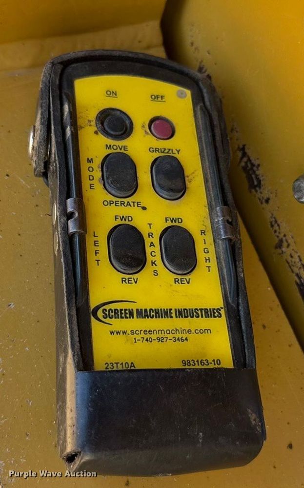 image for item DO1264 Screen Machine Industries Spyder 514TS screening plant