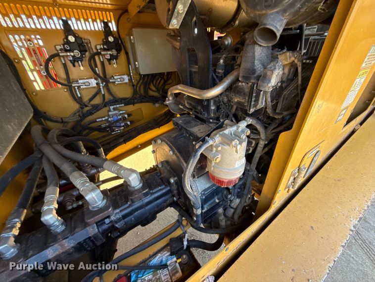 image for item DO1264 Screen Machine Industries Spyder 514TS screening plant