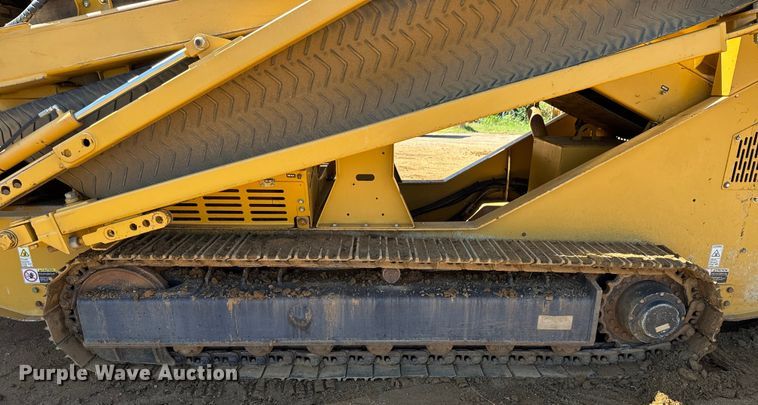 image for item DO1264 Screen Machine Industries Spyder 514TS screening plant