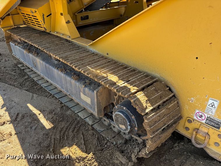 image for item DO1264 Screen Machine Industries Spyder 514TS screening plant