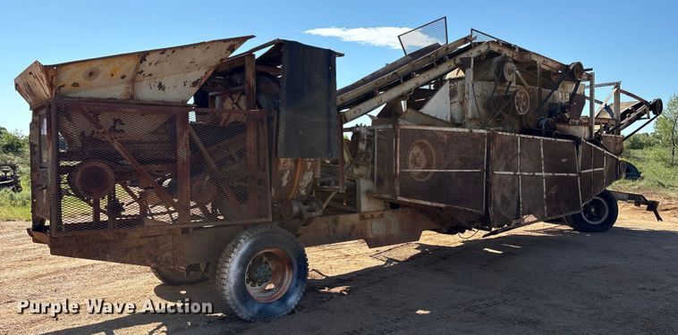 image for item DO1265 Cedarapids crushing plant