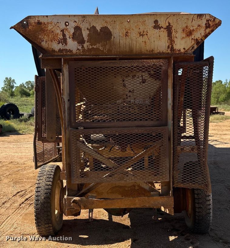 image for item DO1265 Cedarapids crushing plant