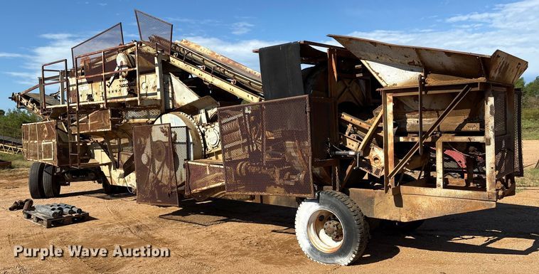 image for item DO1265 Cedarapids crushing plant