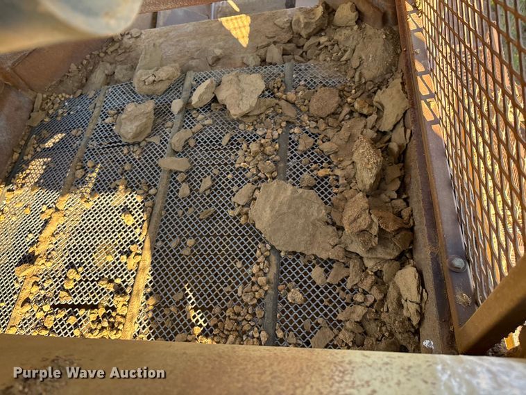 image for item DO1265 Cedarapids crushing plant