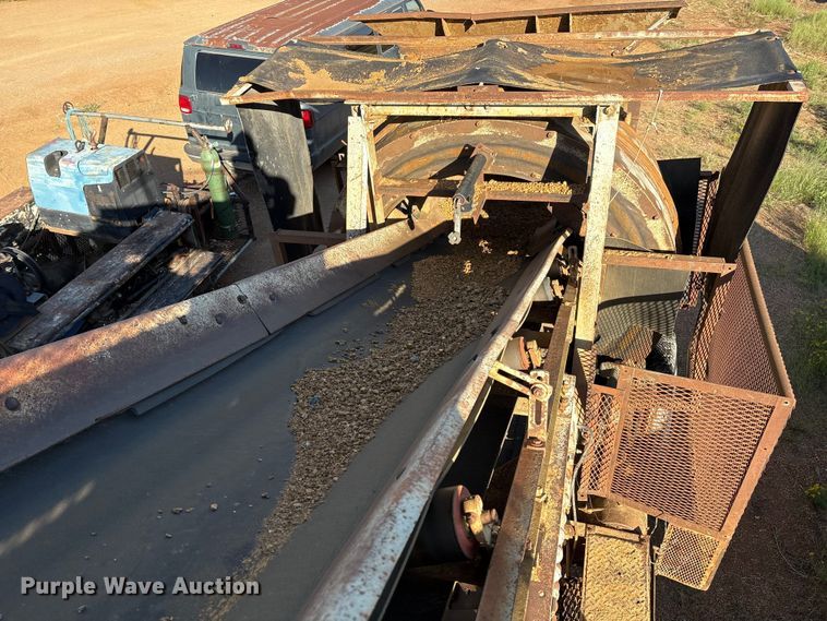 image for item DO1265 Cedarapids crushing plant