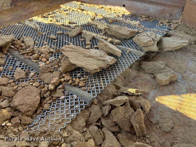 image for item DO1265 Cedarapids crushing plant