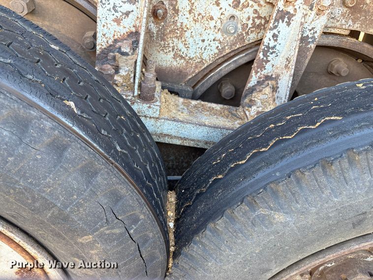 image for item DO1265 Cedarapids crushing plant