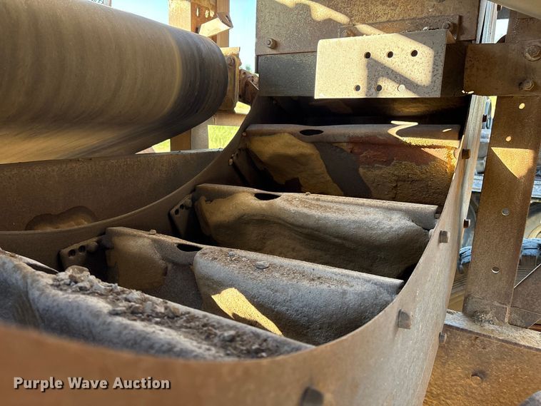 image for item DO1265 Cedarapids crushing plant