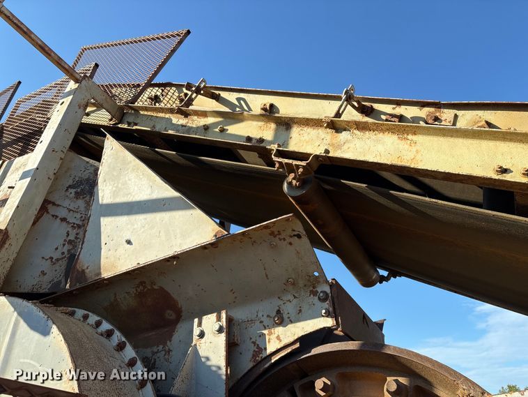 image for item DO1265 Cedarapids crushing plant