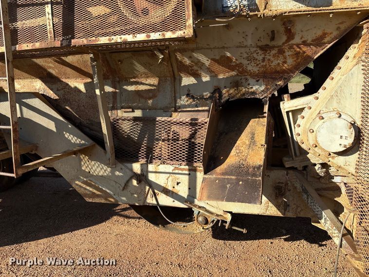 image for item DO1265 Cedarapids crushing plant