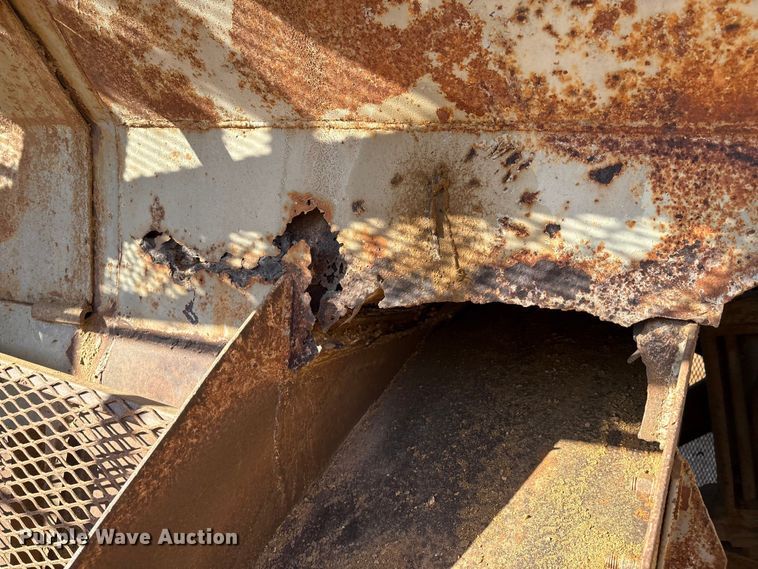 image for item DO1265 Cedarapids crushing plant