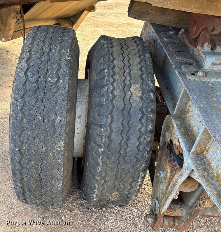 image for item DO1265 Cedarapids crushing plant