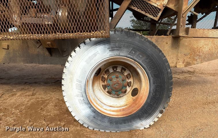 image for item DO1265 Cedarapids crushing plant