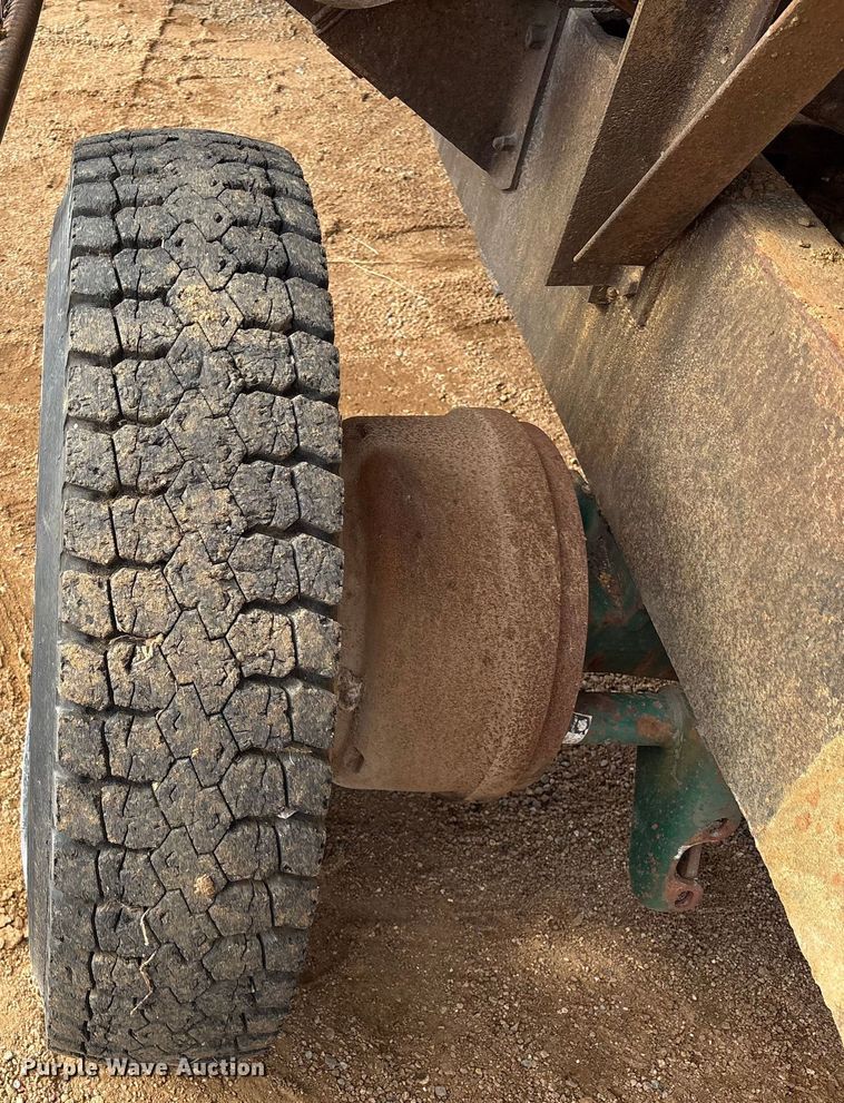 image for item DO1265 Cedarapids crushing plant