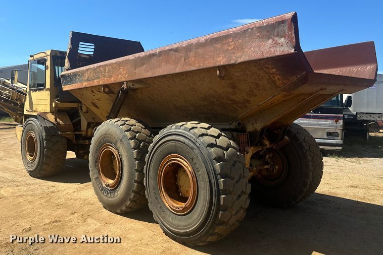 image for item DO1267 1993 Caterpillar D250D articulated haul truck