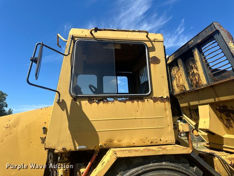 image for item DO1267 1993 Caterpillar D250D articulated haul truck