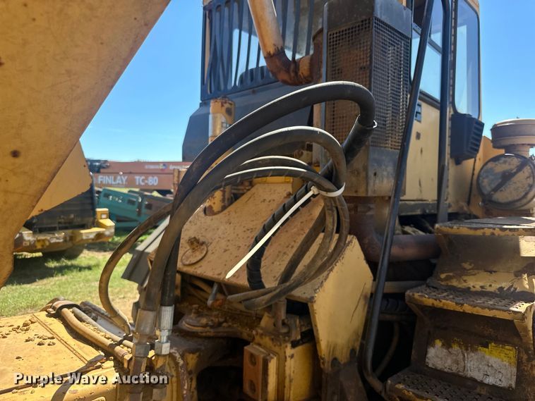 image for item DO1267 1993 Caterpillar D250D articulated haul truck