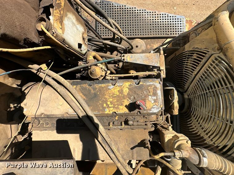 image for item DO1267 1993 Caterpillar D250D articulated haul truck