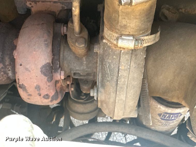 image for item DO1267 1993 Caterpillar D250D articulated haul truck