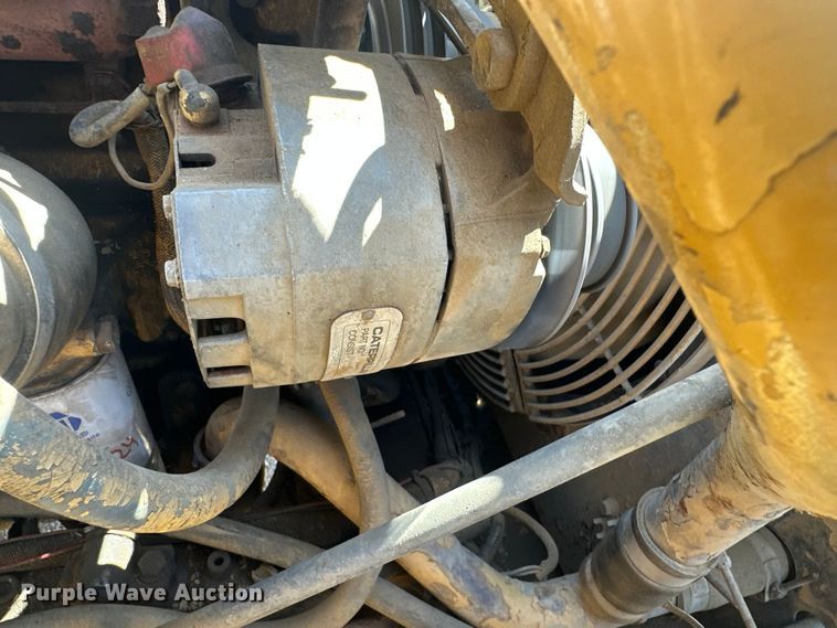 image for item DO1267 1993 Caterpillar D250D articulated haul truck