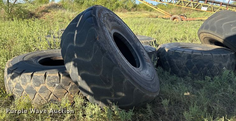 image for item DO1268 (13) tires