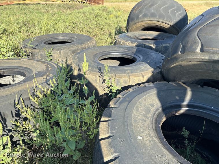 image for item DO1268 (13) tires