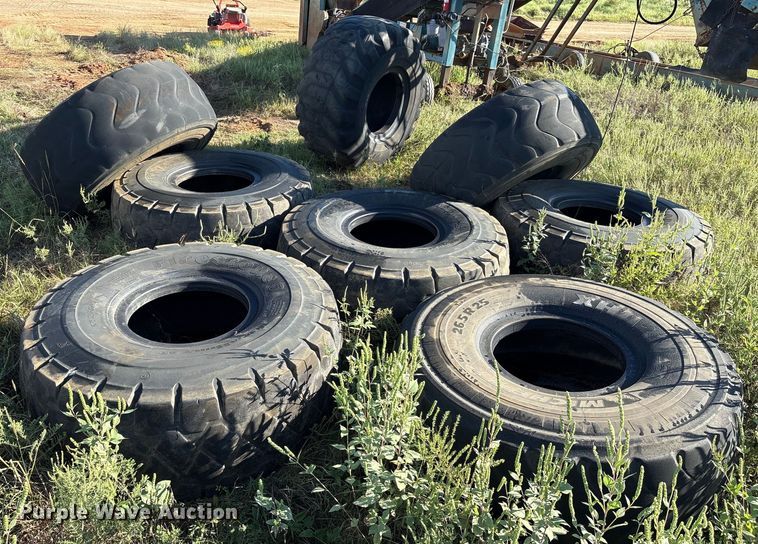 image for item DO1268 (13) tires