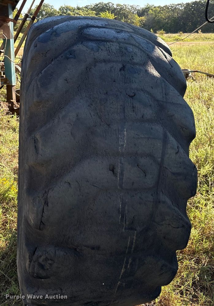 image for item DO1268 (13) tires