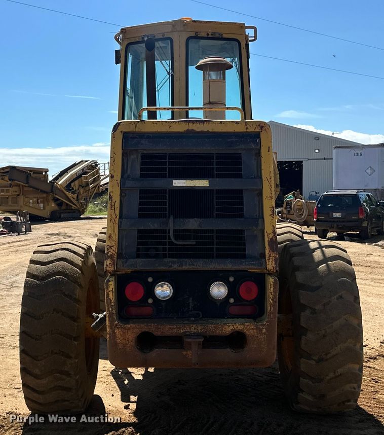 image for item DO1270 1986 Dresser 520B wheel loader