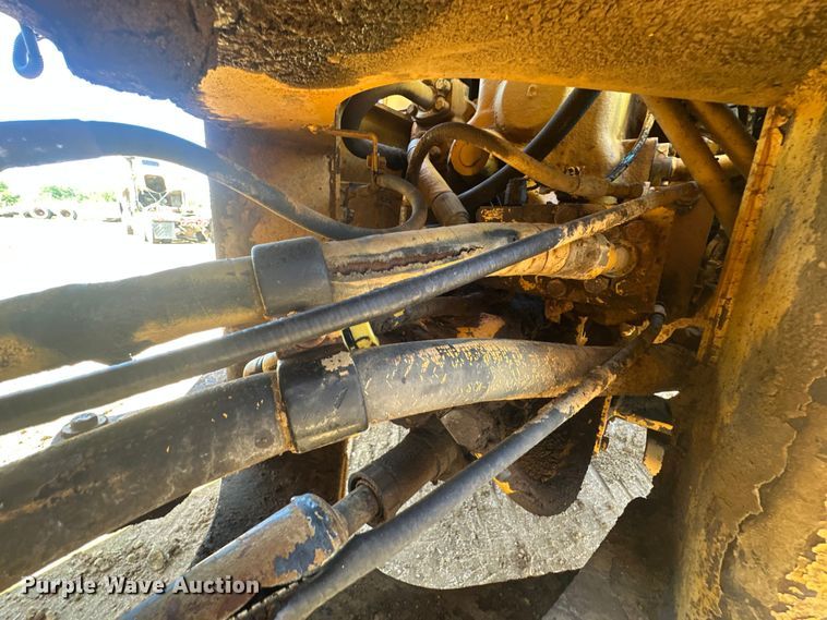 image for item DO1270 1986 Dresser 520B wheel loader